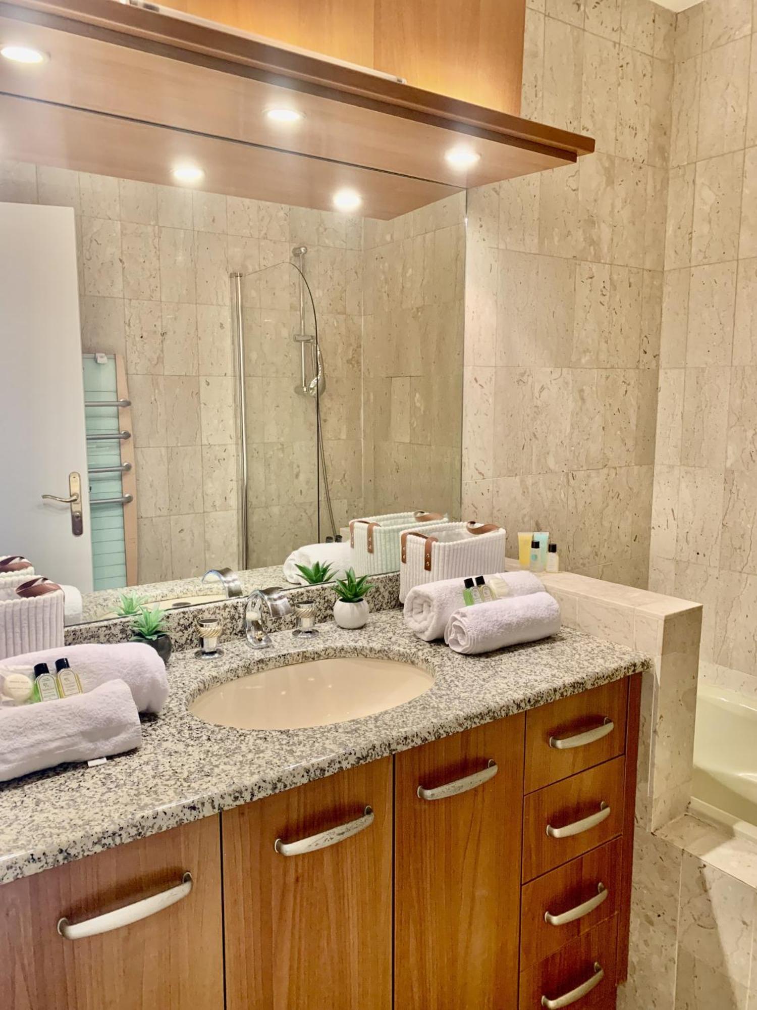 Gray D'Albion Pol519 Studio Cannes Bagian luar foto
